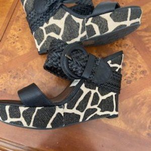 Animal print Nicole Miller wedges